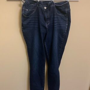 Maurice’s Everflex Size 22L